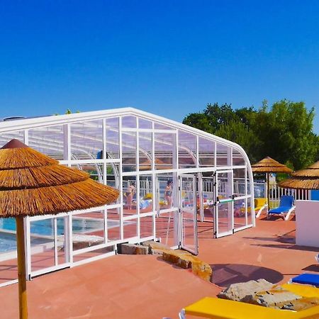 Les Moutiers Camping Les Brillas מראה חיצוני תמונה