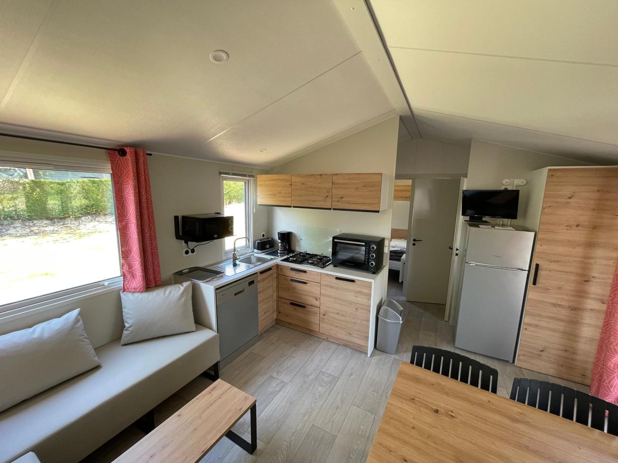 Les Moutiers Camping Les Brillas מראה חיצוני תמונה