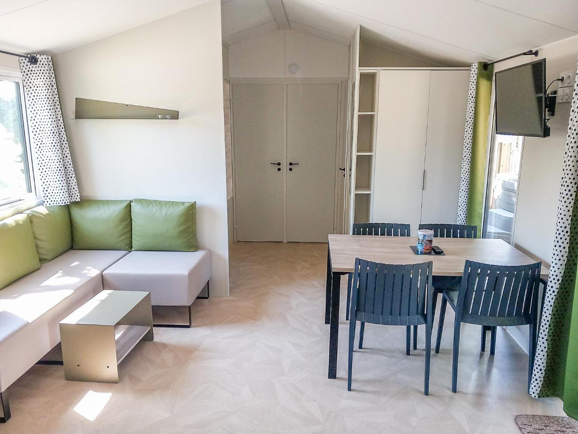 Les Moutiers Camping Les Brillas מראה חיצוני תמונה