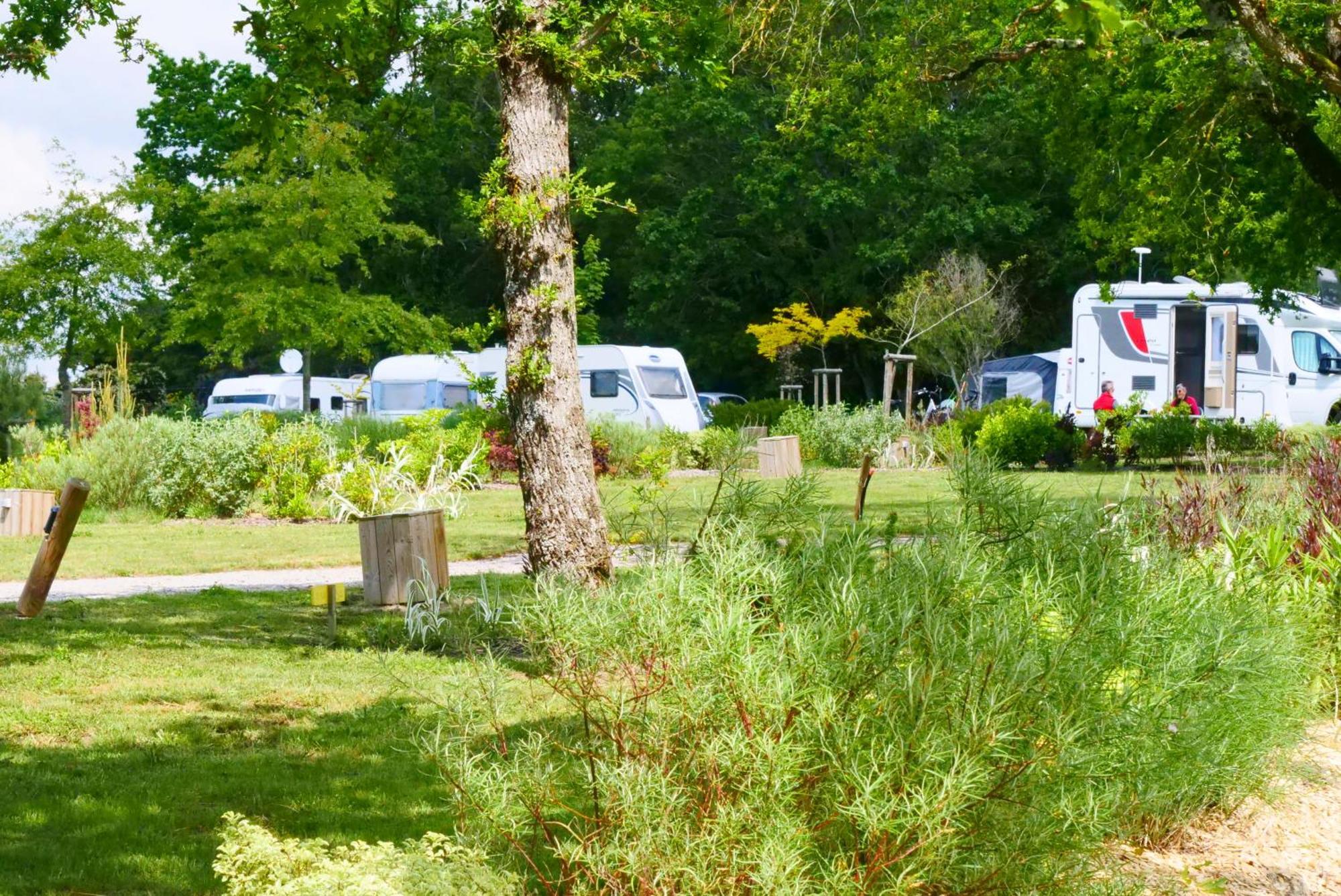 Les Moutiers Camping Les Brillas מראה חיצוני תמונה